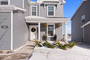 1233 Orchard Ct, Waconia, MN 55387 - Photo 2