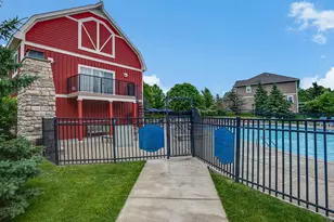 6584 W Laketowne Dr, Albertville, MN 55301 - Photo 46