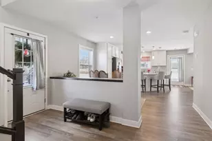 4824 Martingale Dr, Woodbury, MN 55129 - Photo 6