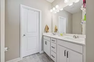 13650 Applewood Trl, Rosemount, MN 55068 - Photo 16