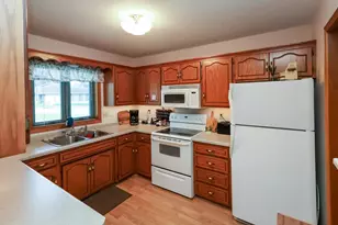 2604 15th St N, Saint Cloud, MN 56303 - Photo 2