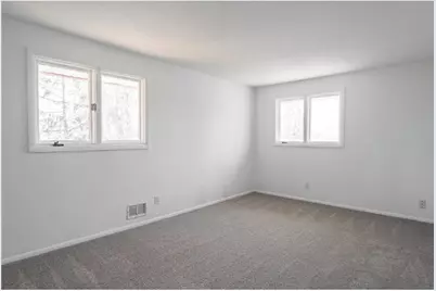 7740 Arlington Avenue N, Brooklyn Park, MN 55443 - Photo 10