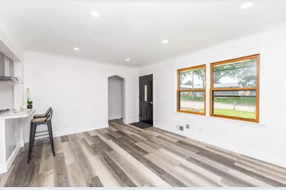 2454 Long Lake Road, New Brighton, MN 55112 - Photo 8