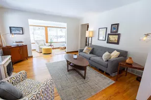 8566 Oak Hill Cir, Credit River Township, MN 55372 - Photo 4