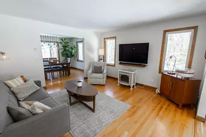 8566 Oak Hill Circle, Credit River Township, MN 55372 - Photo 2