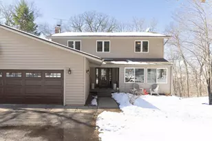 8566 Oak Hill Cir, Credit River Township, MN 55372 - Photo 1