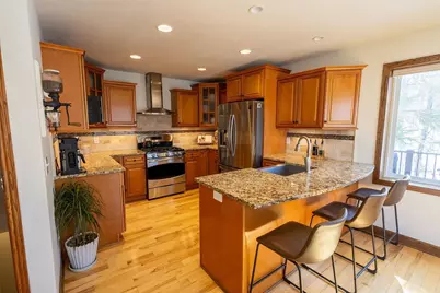 8566 Oak Hill Circle, Credit River Township, MN 55372 - Photo 8