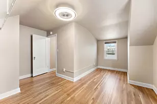 1560 Case Ave, Saint Paul, MN 55106 - Photo 18