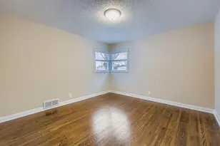 2265 Kentucky Ln, Saint Louis Park, MN 55426 - Photo 10