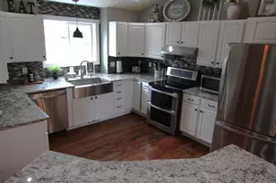 1103 N 15th St, Montevideo, MN 56265 - Photo 1