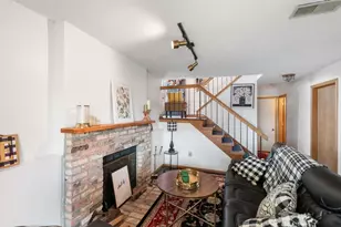 6913 Sherwood Rd, Woodbury, MN 55125 - Photo 22