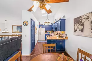 6913 Sherwood Rd, Woodbury, MN 55125 - Photo 8