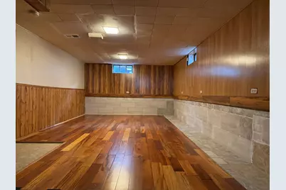 2035 3rd Street E, Saint Paul, MN 55119 - Photo 6