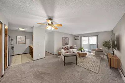 2114 Valleyhigh Drive NW #B104, Rochester, MN 55901 - Photo 4