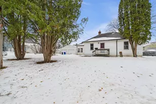 827 Pedersen St, Saint Paul, MN 55119 - Photo 14