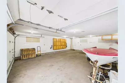 827 Pedersen Street, Saint Paul, MN 55119 - Photo 16