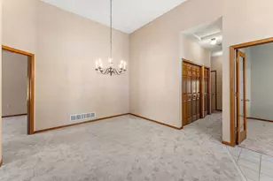 2510 Lockwood Dr, Mendota Heights, MN 55120 - Photo 10