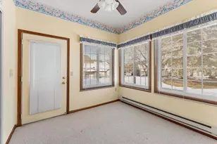 2510 Lockwood Dr, Mendota Heights, MN 55120 - Photo 16