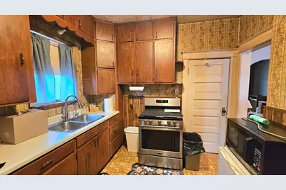 204 E 1st Street, Morris, MN 56267 - Photo 6