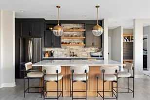 18540 Azure Rd, Wayzata, MN 55391 - Photo 6