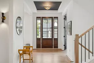 18540 Azure Rd, Wayzata, MN 55391 - Photo 2