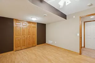 634 Chaucer Ln, Watertown, MN 55388 - Photo 32