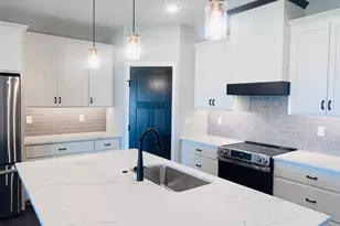 158 Sandstone Dr NW, Eyota, MN 55934 - Photo 2