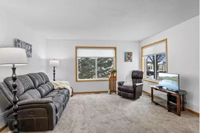 814 Ivy Ridge Lane, Buffalo, MN 55313 - Photo 2