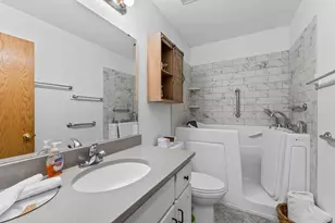 814 Ivy Ridge Ln, Buffalo, MN 55313 - Photo 4