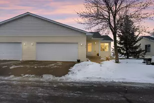 814 Ivy Ridge Ln, Buffalo, MN 55313 - Photo 1