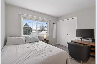 1724 Weston Lane, Shakopee, MN 55379 - Photo 14