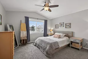 1724 Weston Ln, Shakopee, MN 55379 - Photo 18