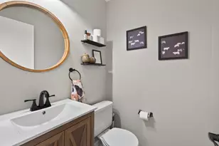 1724 Weston Ln, Shakopee, MN 55379 - Photo 10