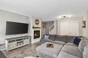 1724 Weston Ln, Shakopee, MN 55379 - Photo 1