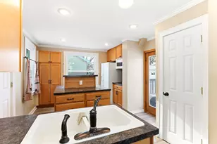 724 8th Ave NW, Faribault, MN 55021 - Photo 12