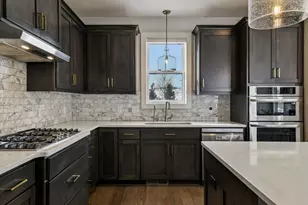 6381 Harvest Trl, Chaska, MN 55318 - Photo 6