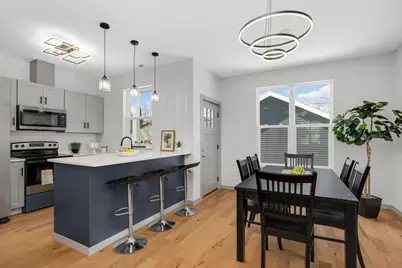 947 Earl Street, Saint Paul, MN 55106 - Photo 8