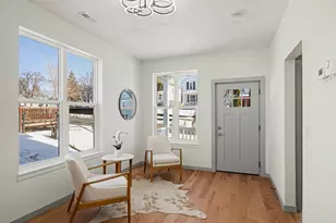 947 Earl St, Saint Paul, MN 55106 - Photo 4