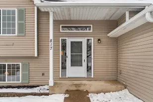 817 Spruce St, Farmington, MN 55024 - Photo 10