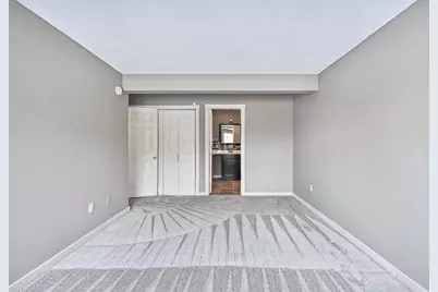 8940 Neill Lake Road #135E, Eden Prairie, MN 55347 - Photo 24