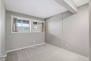 8940 Neill Lake Rd, Eden Prairie, MN 55347 - Photo 18