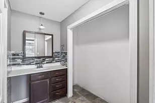 8940 Neill Lake Rd, Eden Prairie, MN 55347 - Photo 18