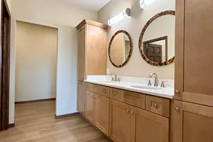 2555 Sutherland Dr, Worthington, MN 56187 - Photo 14