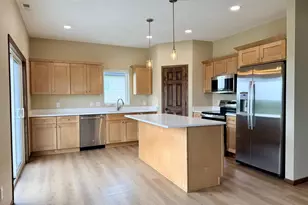 2555 Sutherland Dr, Worthington, MN 56187 - Photo 6