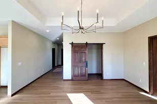 2555 Sutherland Dr, Worthington, MN 56187 - Photo 8