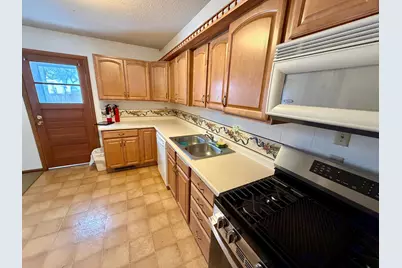 801 14th Avenue SW, Willmar, MN 56201 - Photo 20