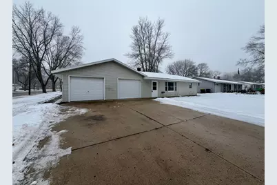 801 14th Avenue SW, Willmar, MN 56201 - Photo 10