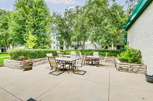 2710 Dale St N, Roseville, MN 55113 - Photo 20