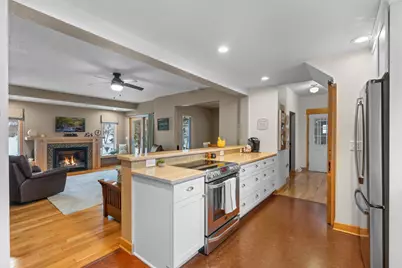 619 Portland Court NE, Rochester, MN 55906 - Photo 8