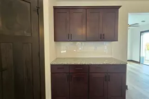 707 Council Ct, Ellendale, MN 56026 - Photo 4